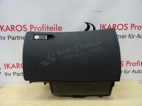 Mercedes C-Klasse W204 Coupe Handschuhfach A2046804291