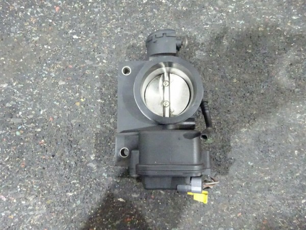 Renault Megane Scenic Laguna 1,6 Drosselklappe Klappe 8200059268