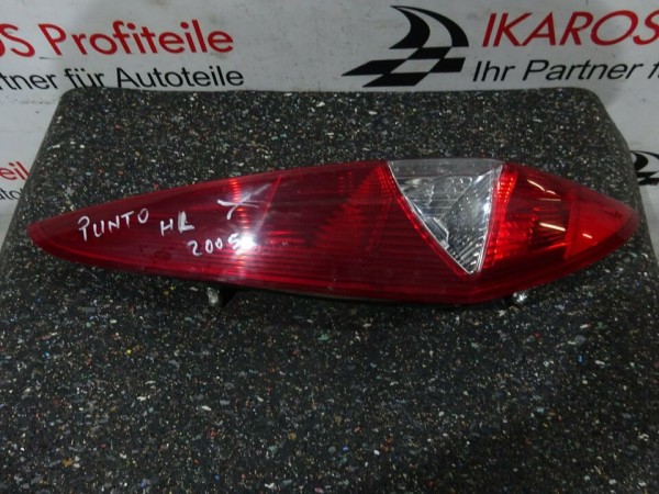 Fiat Punto 188 Facelift Rückleuchte Rücklicht Fahrer