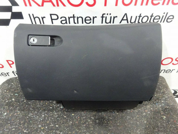 Mercedes C-Klasse W204 Handschuhfach Fach Ablage Mopf A2046804991