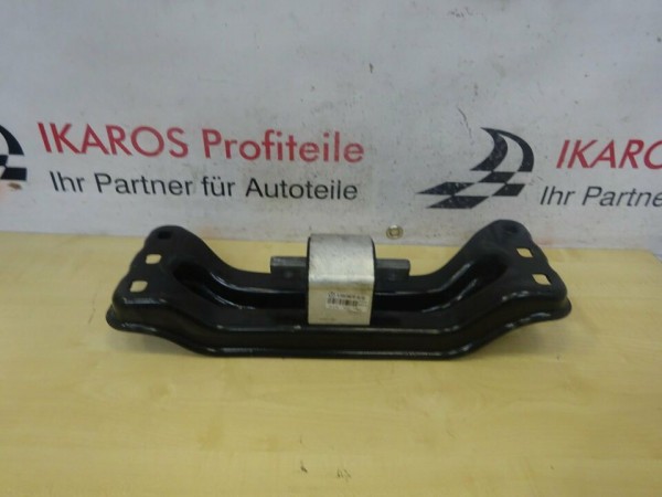 Mercedes C Klasse W205 Getriebe Halterung A2052405100Q2