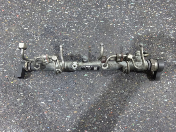 BMW 3er E46 2,0L D Einspritzleiste Leiste Einspritzung 7787164 