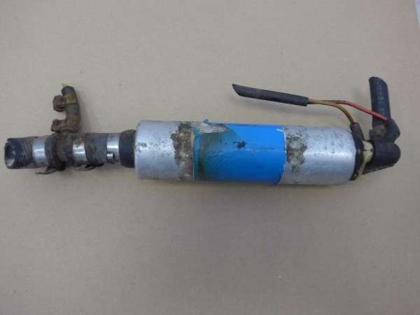 Mercedes W210 E200 Kraftstoffpumpe Benzinpumpe A0004780001