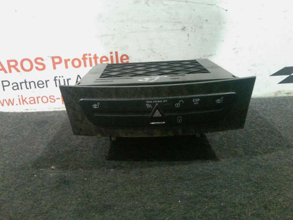 Mercedes E-Klasse W211 Warnblinker Schalterleiste Warnblinkschalter A2116800552