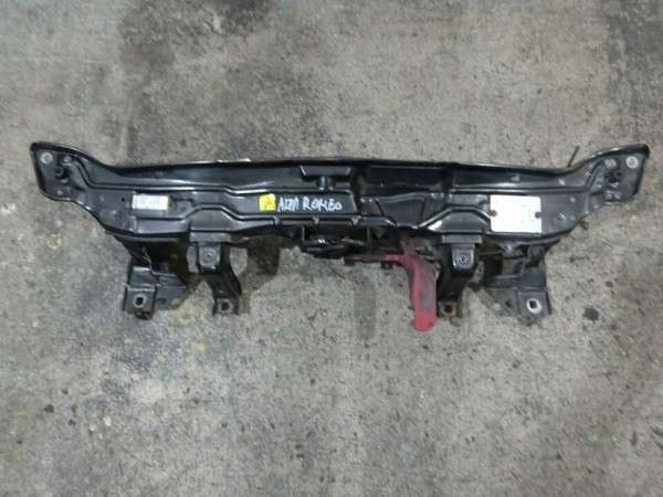 Alfa Romeo 147 Facelift Schloßträger Träger Halter vorne