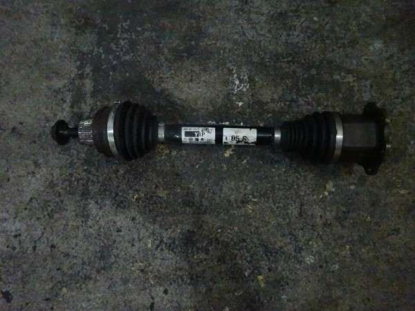 Audi A4 8K Antriebswelle Welle Automatik rechts links 8K040727 P