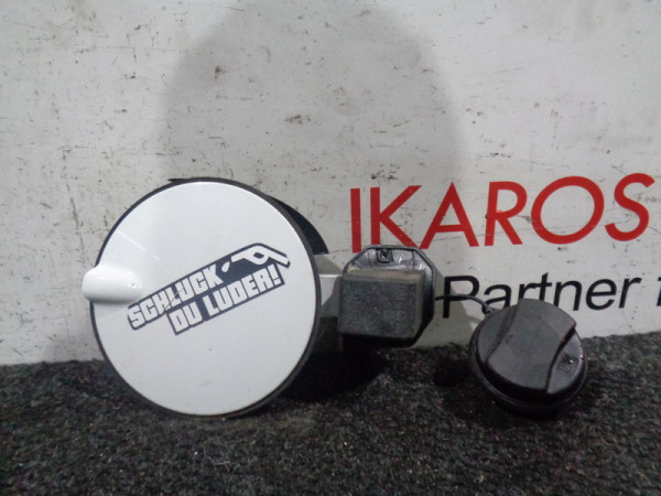Opel Corsa D Tankklappe Tankdeckel Klappe Deckel Silber