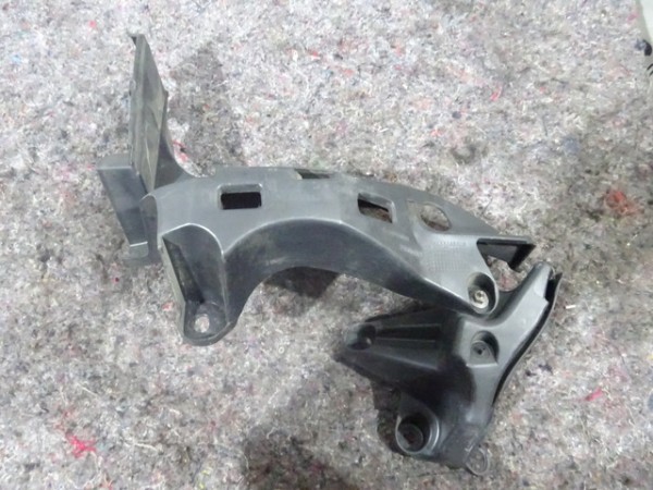 Peugeot 3008 Stoßstangenecke Stoßstangenhalter hinten rechts Halter 968552477