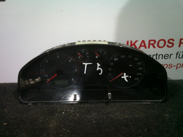 VW T5 Tacho Kombiinstrument 7H0920850L