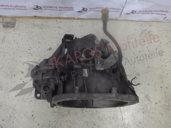 Renault Laguna III 3 2,0 DCI 6 Gang Getriebe PK4 007 Schalter