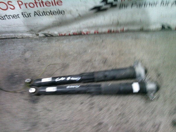 VW Golf Vll 7 Stoßdämpfer Dämpfer Feder hinten Set 5Q0512011 NT links und rechts