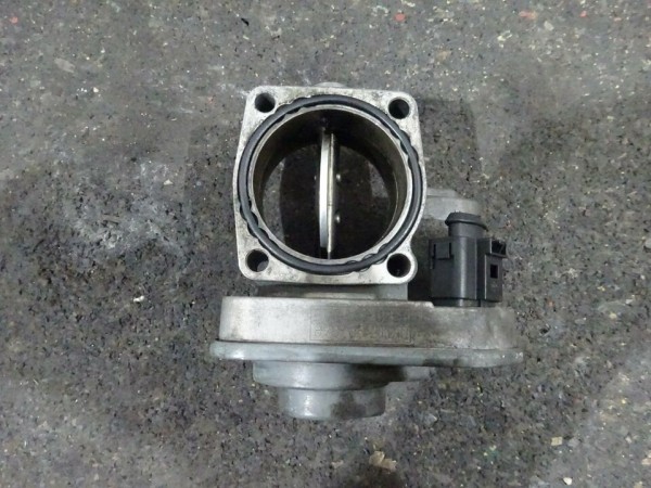  Opel Astra Zafira B 1,7 CDTi Drosselklappe Klappe Stutzen