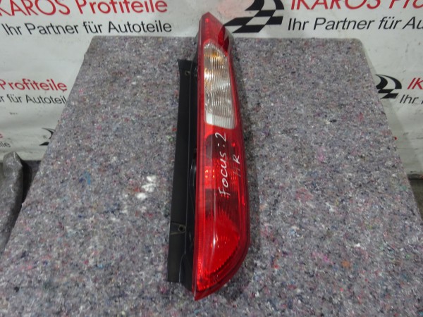 Ford Focus ll 2 Limousine Rücklicht Rückleuchte hinten rechts 