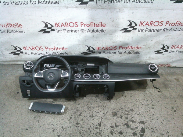 Mercedes E-Klasse W213 W238 Armaturenbrett Lenkrad Dashboard