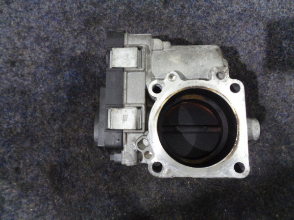 VW Audi Seat Skoda Drosselklappe Stutzen Klappe 03C133062 A