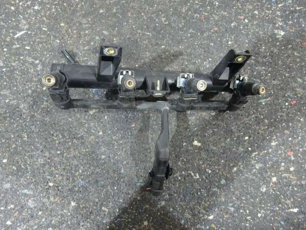 Peugeot Citröen Einspritzleiste Leiste Einspritzung 9628982980