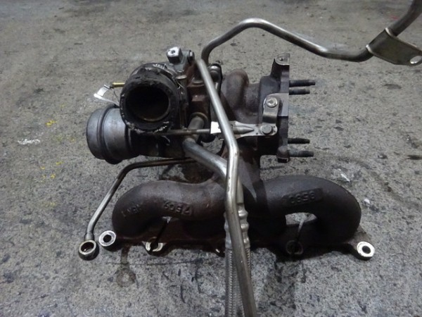 VW Golf VI 6 5K 1,4L TSI Turbolader Turbo 1,4 TFSI 03C145701 K