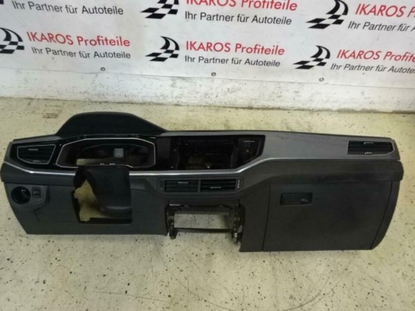VW Polo VI 6 2G Armaturenbrett mit Lenkrad und Abdeckung 2018