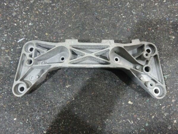 BMW 1er F20 3er F30 F31 Getriebehalterung Halter Getriebe 6859417