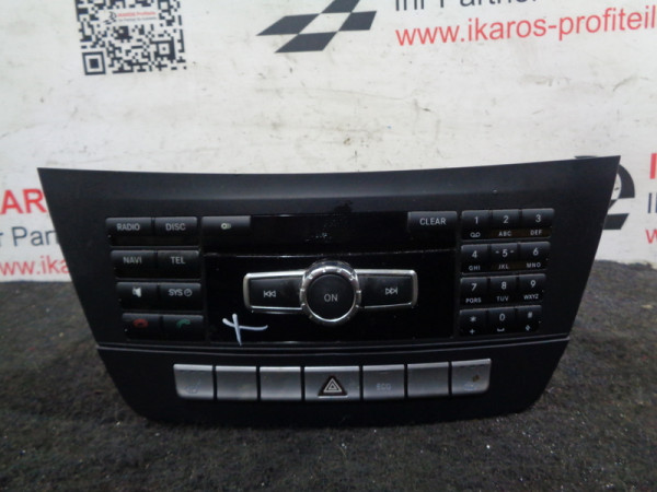 Mercedes C-Klasse W204 Navigation Radio Autoradio A2049009510
