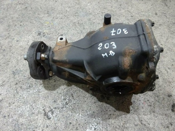 Mercedes C-Klasse W203 Differential Differenzial hinten 3,07