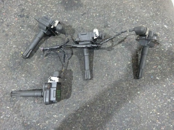 VW Passat 3B Audi A3 8L Zündspule Spule Beru 058905105 0040100013