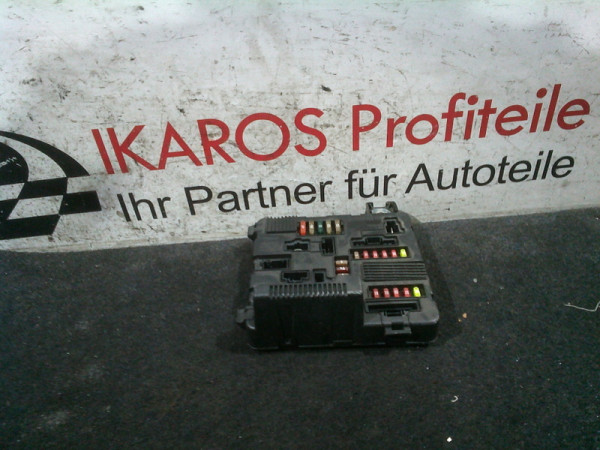 Renault Megane Sicherungskasten 8200306033A