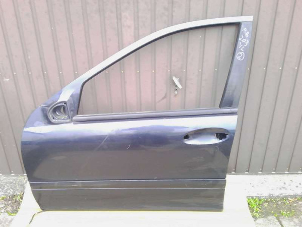 Mercedes C-Klasse W203 Fahrertüre vorne links tür Rostfrei KN 2