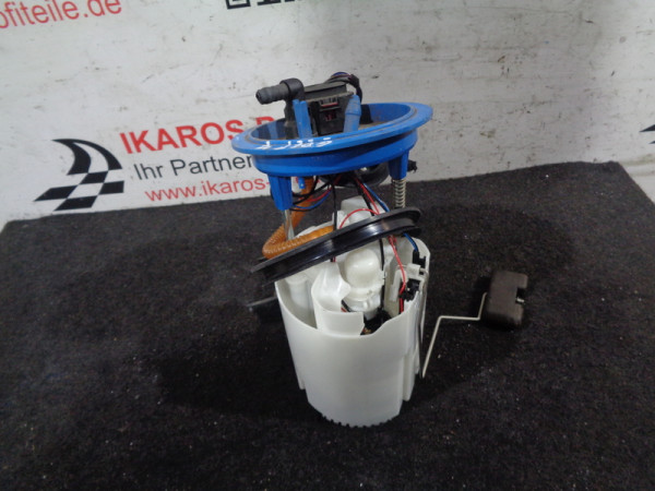 VW Golf VII 7 Kraftstoffpumpe Benzinpumpe 5Q0906093