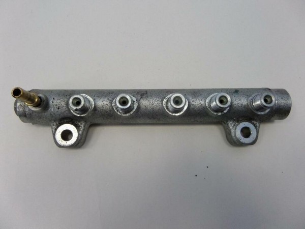 Renault Peugeot Citröen PSA Railrohr Verteilerrohr 2,2 2,5 DCI 8200148037