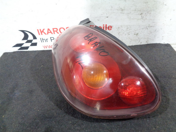 Fiat Bravo Rückleuchte Rücklicht hinten links Fahrerseite 