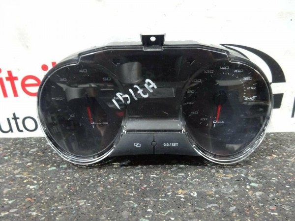 Seat Ibiza 6J Tacho Kombiinstrument Tachometer 6J0920801A