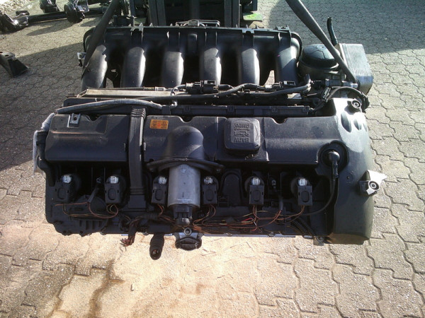 BMW 3er E90 E91 E92 E93 325i Motor N52 N52B25A Motor E60 E61