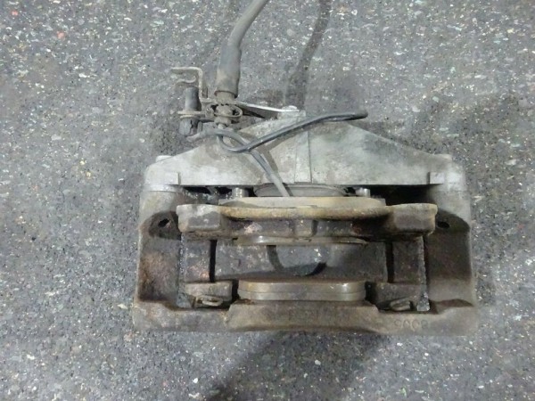  Audi A6 4B Bremssattel Sattel Bremse vorne rechts grosse anlage