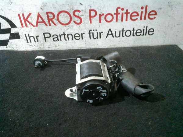 Opel Corsa E Sicherheitsgurt Gurt Gurtstraffer vorne links 634284200 