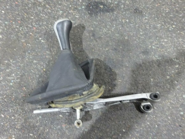 BMW 1er E87 Schaltarm Schalthebel Schaltgetriebe 6 Gang 7529067
