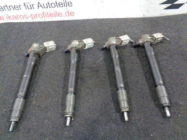 Mazda 3 2,2 Einspritzdüsen Injektor 4x SH0113H50 SH düse