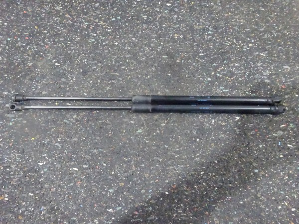 Seat Ibiza 6J Heckklappendämpfer Dämpfer Kofferraum Gasfeder 6J4827550 B