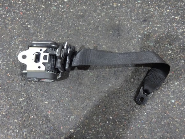 Mercedes B-Kl. W245 Sicherheitsgurt Gurt hinten links 1698607985