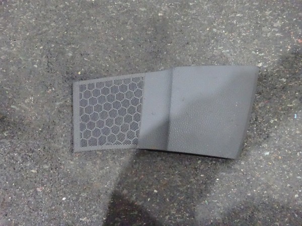 VW T5 7H Van Lautsprecher Blende Verkleidung rechts 7H5857228