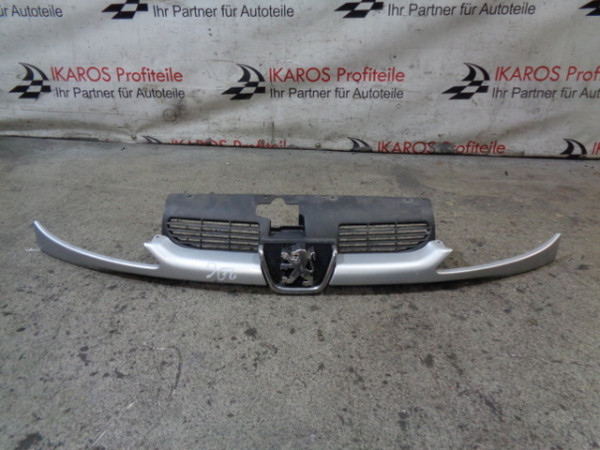 Peugeot 206 Kühlergrill Grill Frontgrill Frontmaske Silber 2