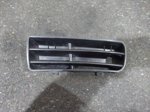 VW Golf IV 4 Lüftungsgitter Ziergitter links vorne 05312453