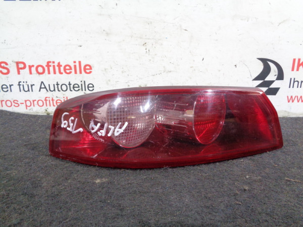 Alfa Romeo 159 Kombi Rückleuchte Rücklicht hinten links Fahrerseite