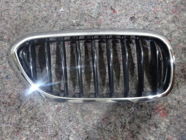 BMW 5er G30 G31 Niere Ziergitter Chrom rechts Kühlergrill 7383520 - 1