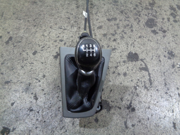 Ford Focus III 3 MK3 Schalthebel Schaltknauf Schaltkulisse Hebel 6 gang