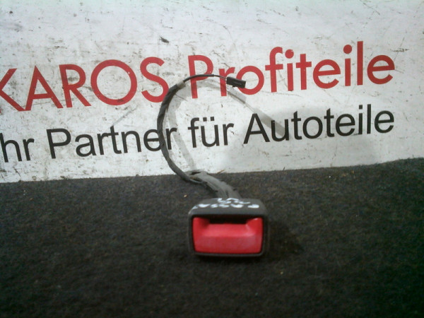 VW Passat 3G Gurtschloss Gurschloß Gurtstraffer Gurtverankerung vorne links 300857755FJDA