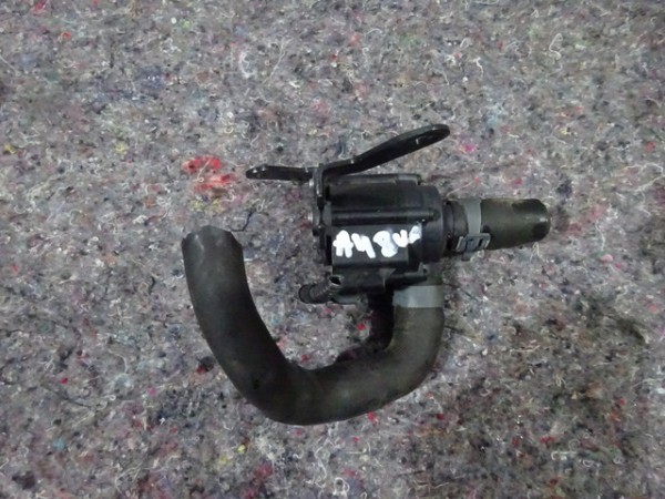 Audi A4 8W Zusatzwasserpumpe Pumpe Kühlmittel 04L965559 A 