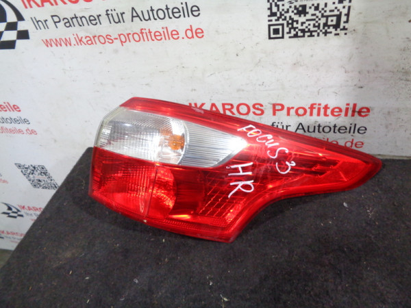 Ford Focus III 3 Kombi Rückleuchte Rücklicht hinten rechts Beifahrerseite