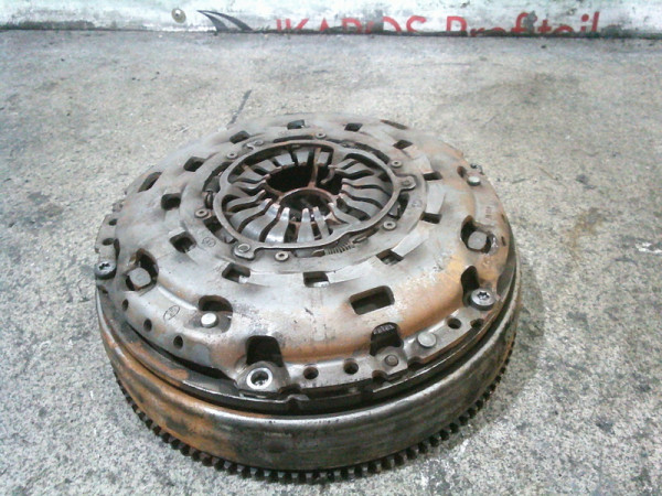 Ford Galaxy Bj. 2010 Schwungscheibe zwei Massenschwungrad