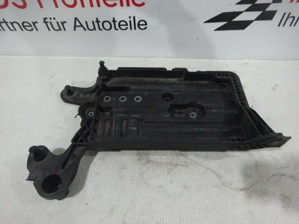 VW Audi Seat Skoda Batteriekasten Konsole Halterung Abdeckung Verkleidung Blende 5Q0915321